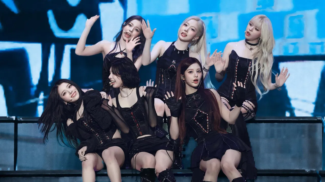 NMIXX 1st World Tour Episode 1: Zero Frontier Incheon Day 2 backdrop