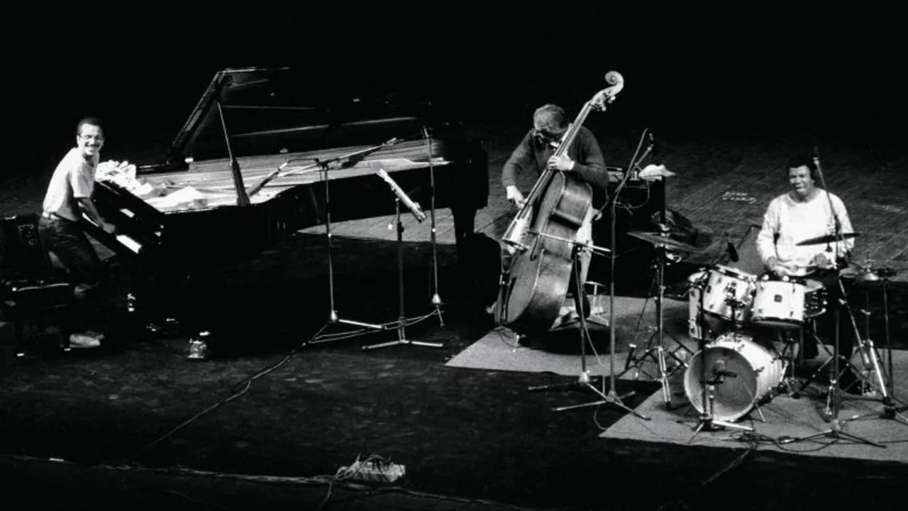 Keith Jarrett: Standards backdrop