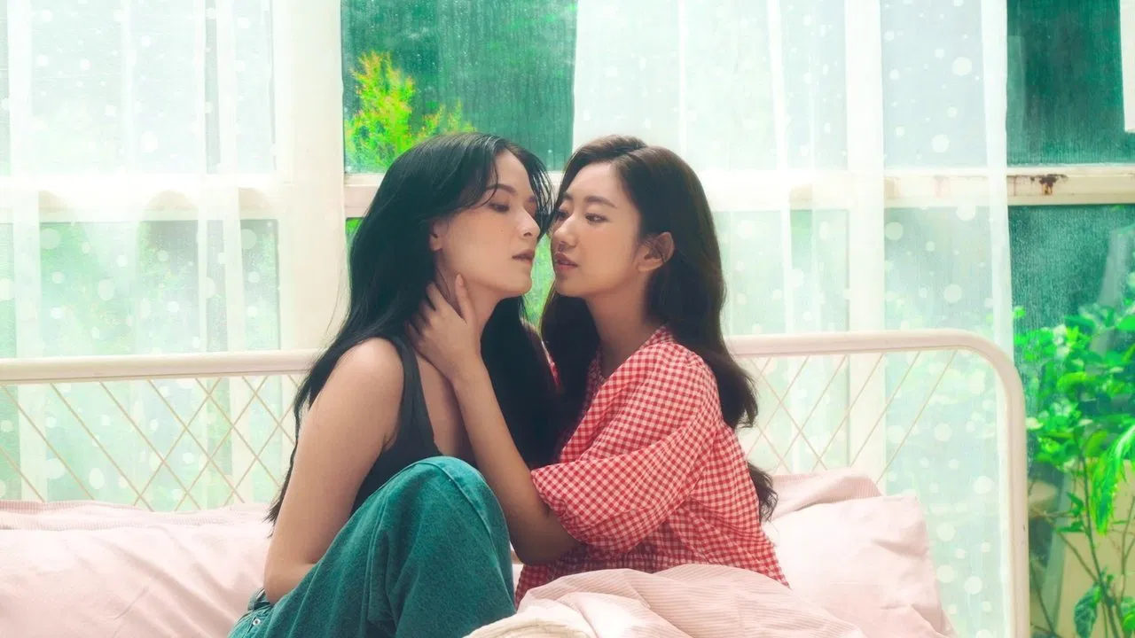 Reverse 4 You backdrop