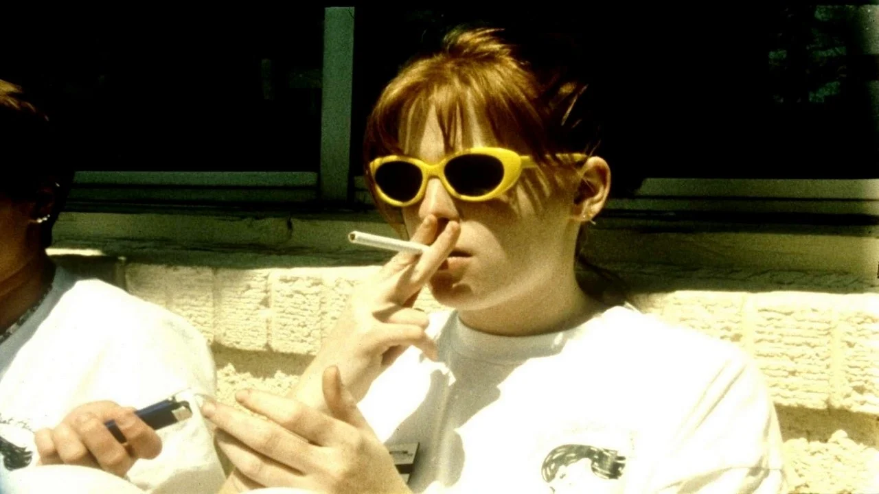 Bright Leaves backdrop