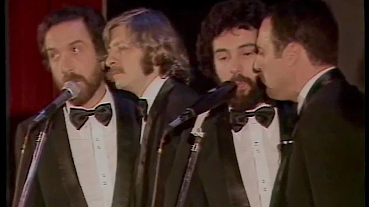 Hacen muchas gracias de nada backdrop