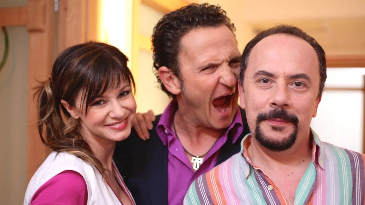 E io non pago: L'Italia dei furbetti backdrop