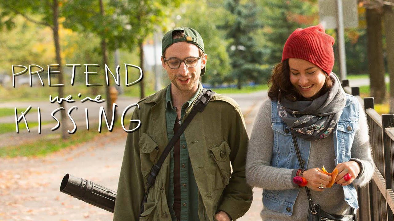 Pretend We're Kissing backdrop