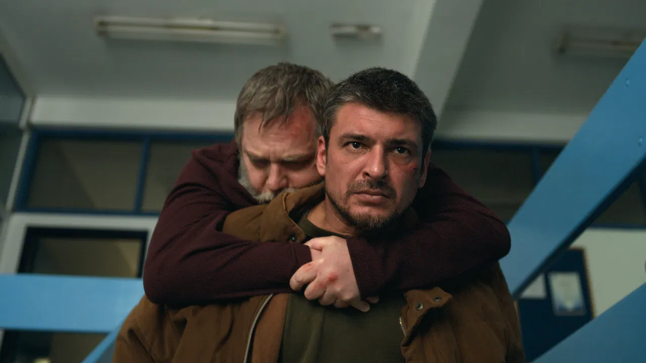 Yugo Florida backdrop