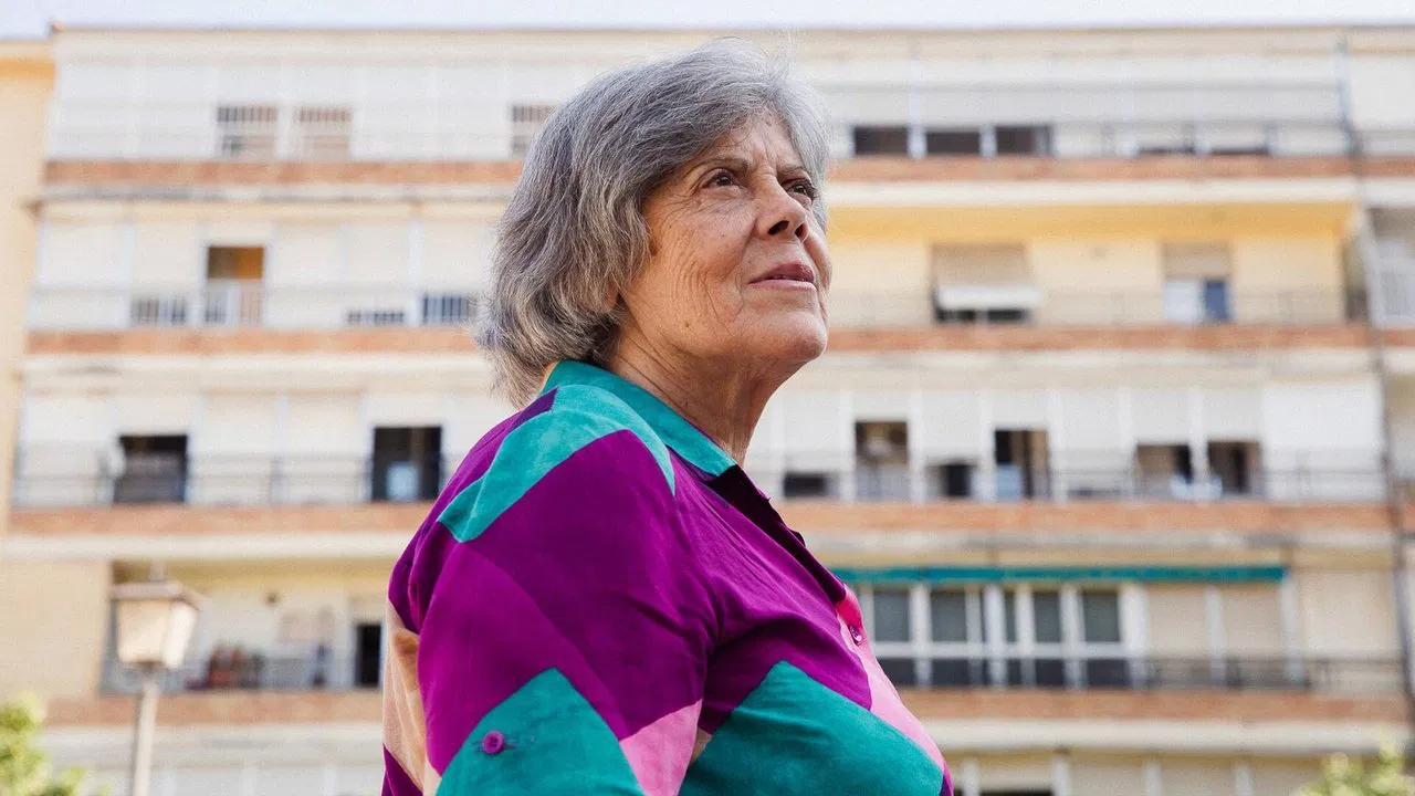 Ellas en la ciudad backdrop