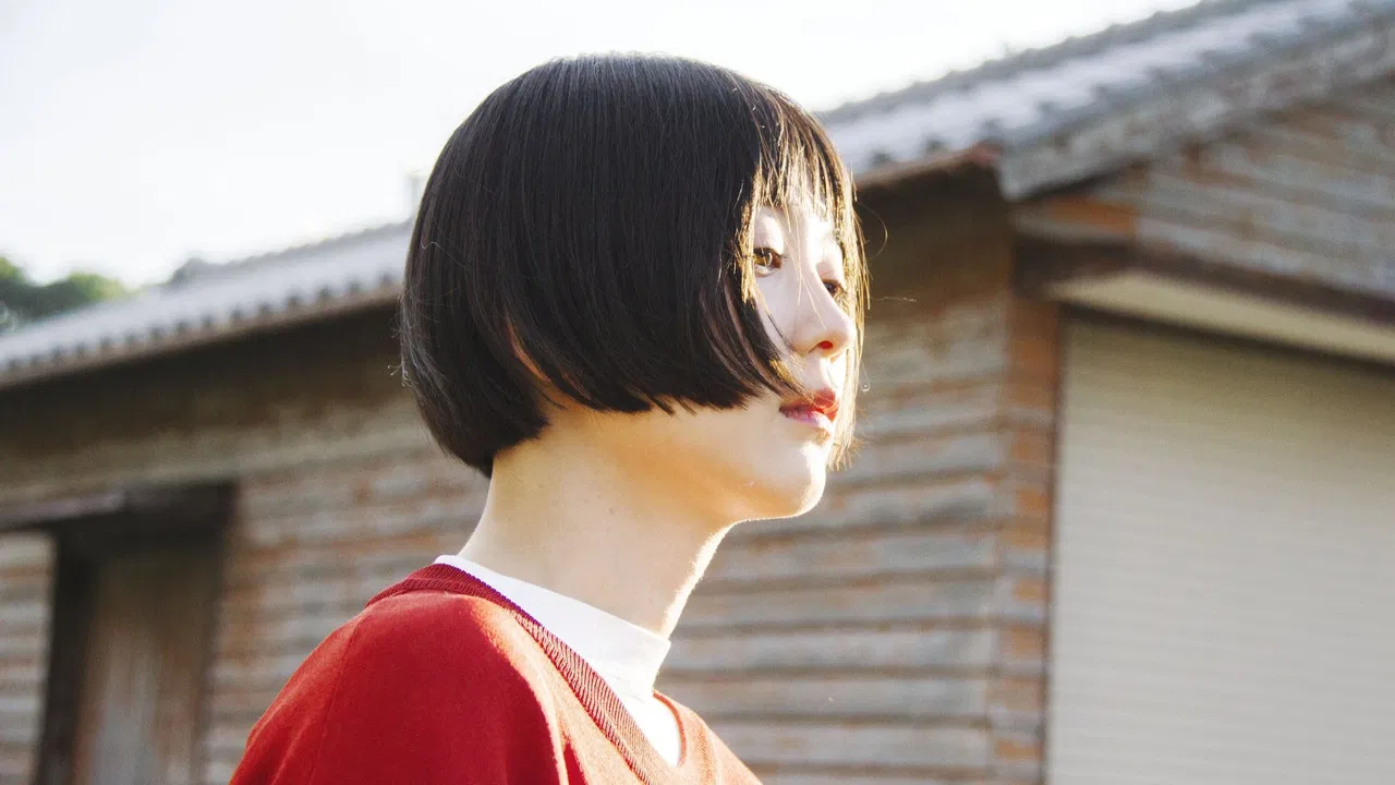 Drifting Flowers, Flowing Days backdrop