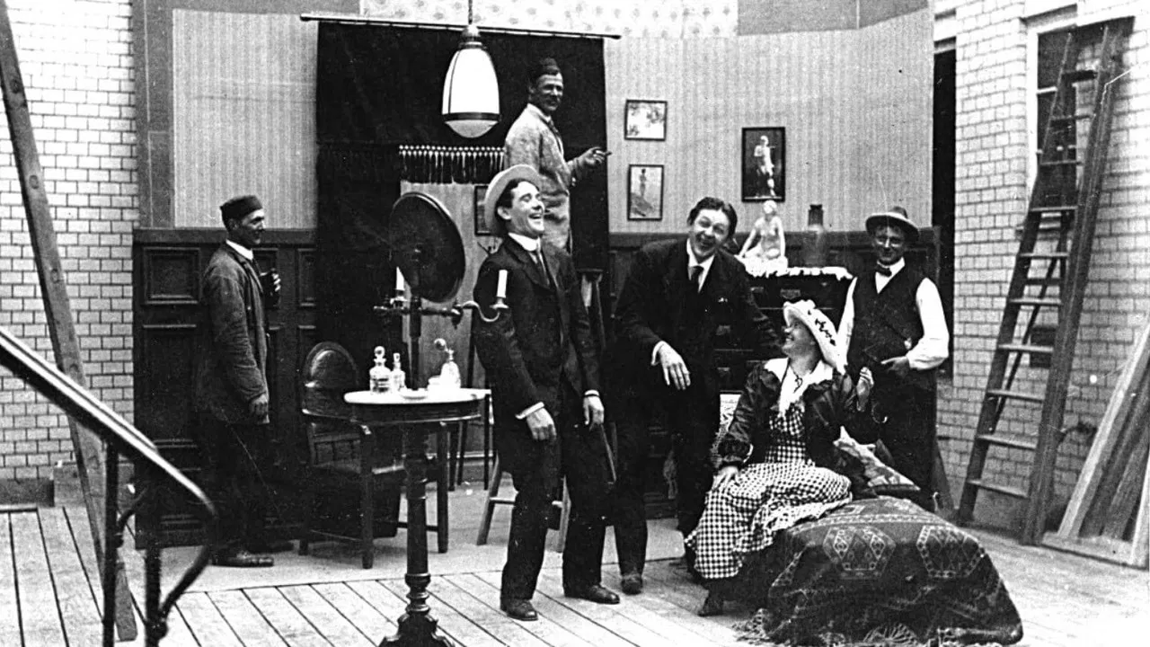 I kronans kläder backdrop