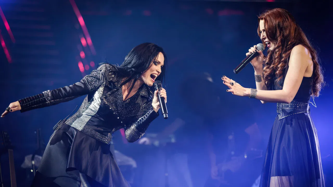 Tarja - Circus Life backdrop