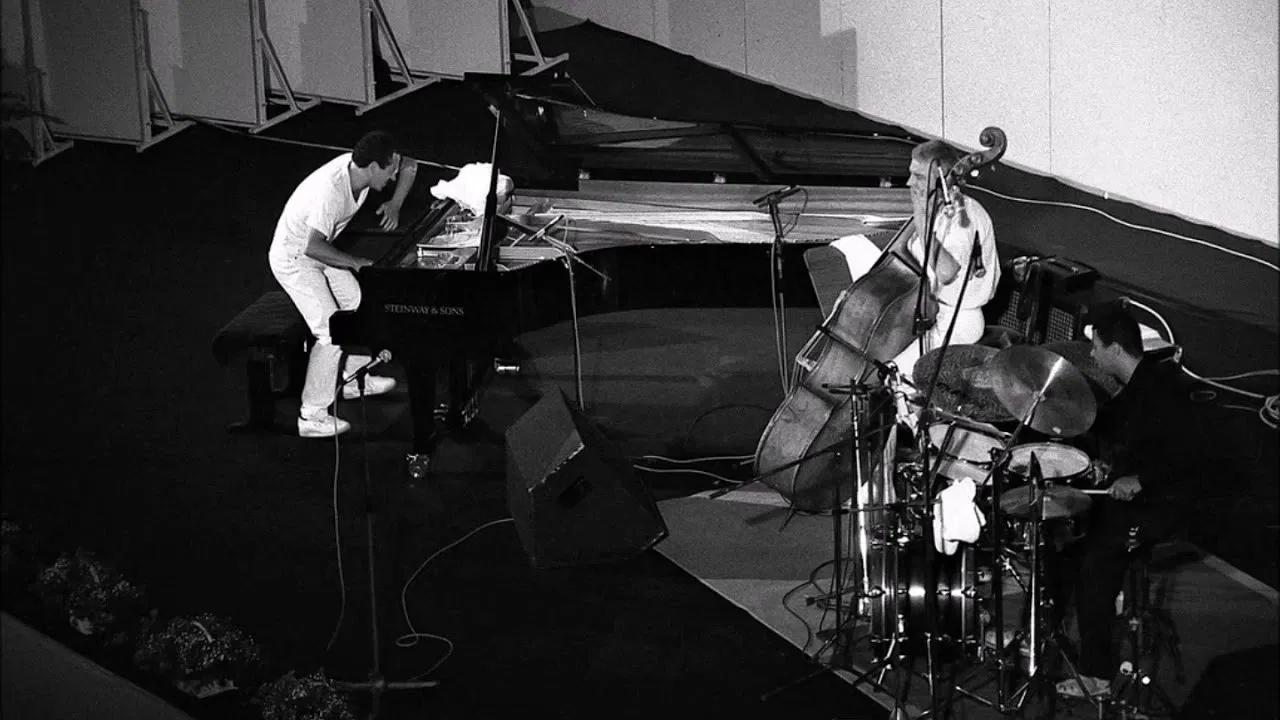 Keith Jarrett: Standards II backdrop