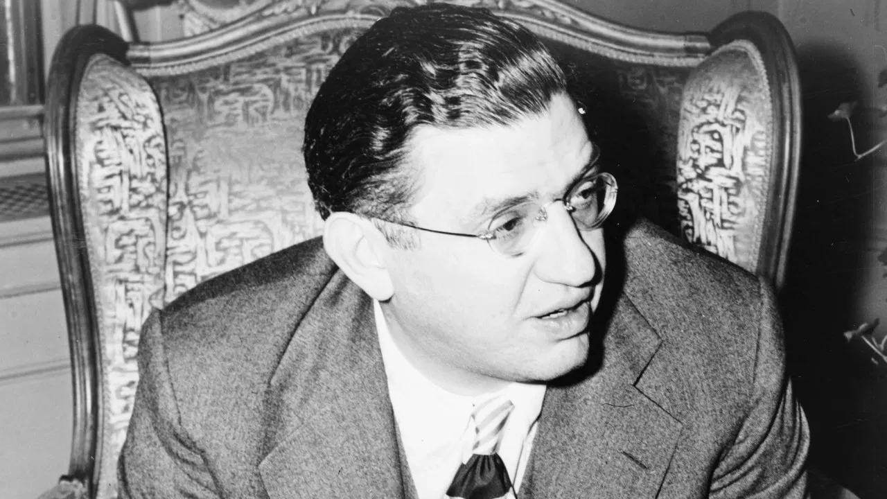 Hollywood: The Selznick Years backdrop