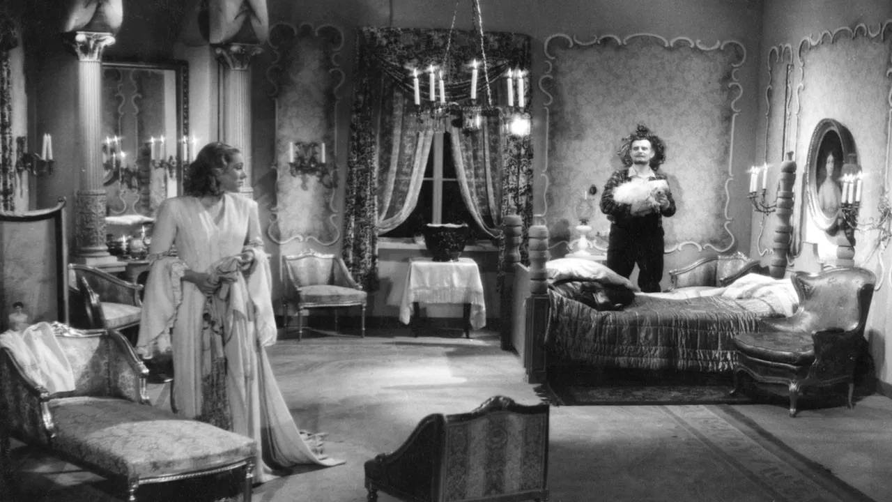 Pimeänpirtin hävitys backdrop