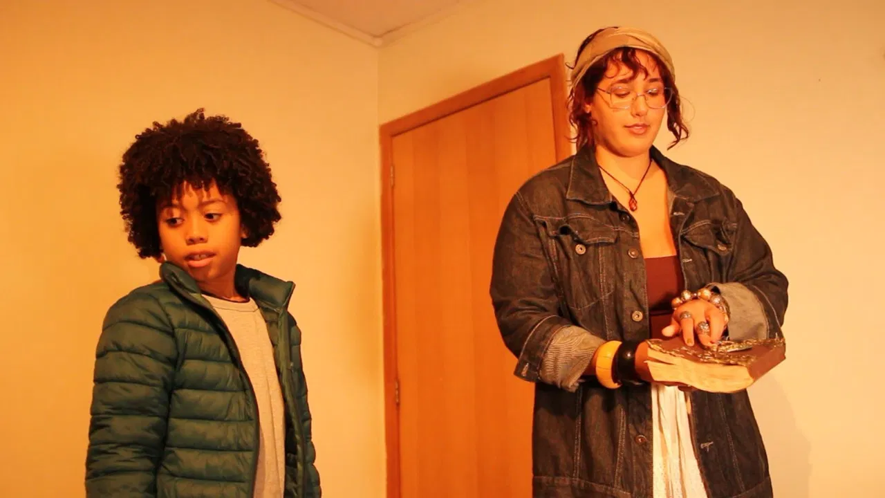 Fefe - Uma aventura fantástica backdrop