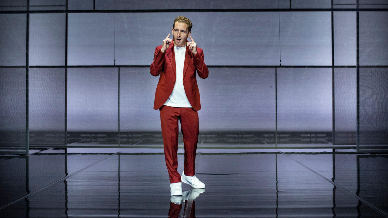 Peter Pannekoek: DNA backdrop