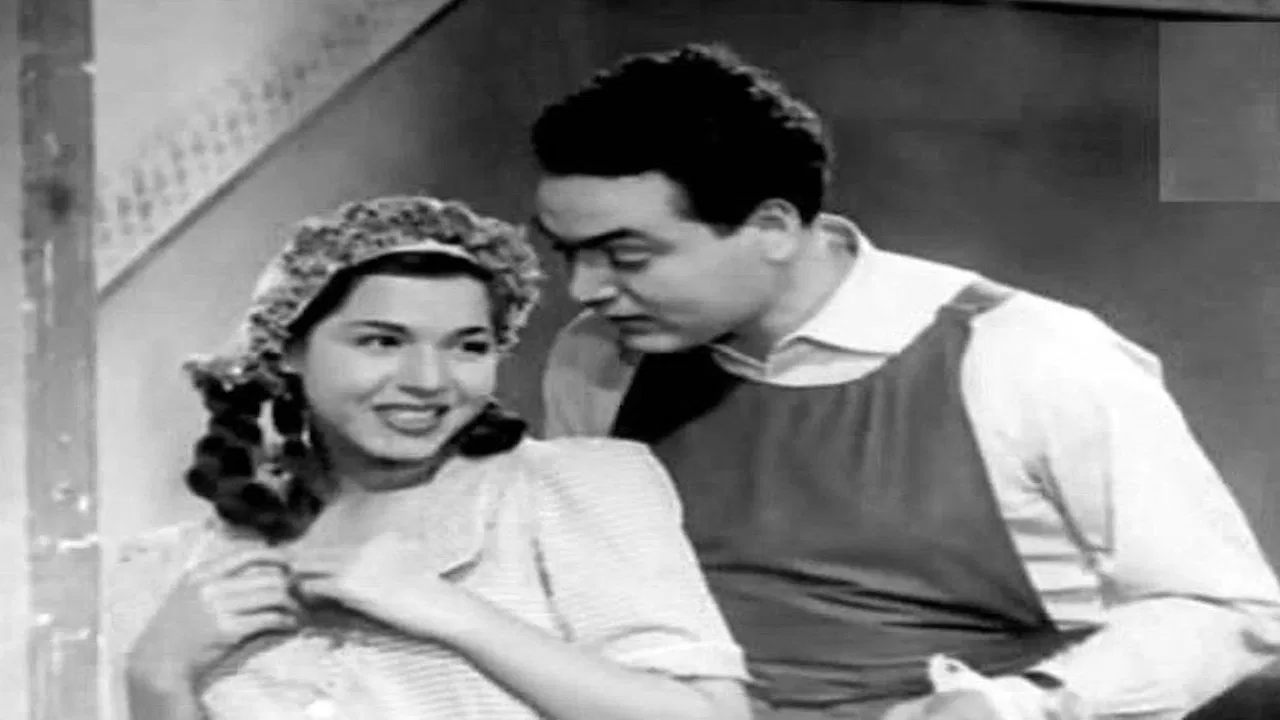 صاحبة العمارة backdrop