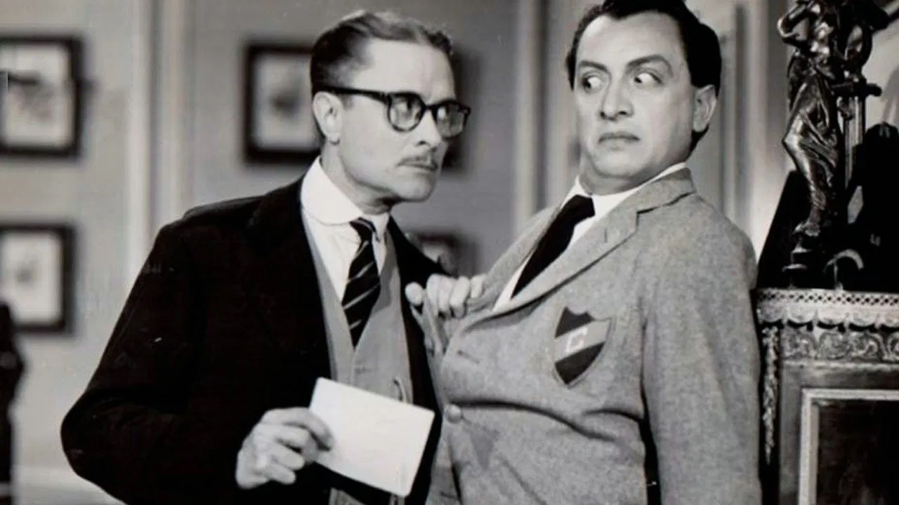 Escuela de sirenas y tiburones backdrop