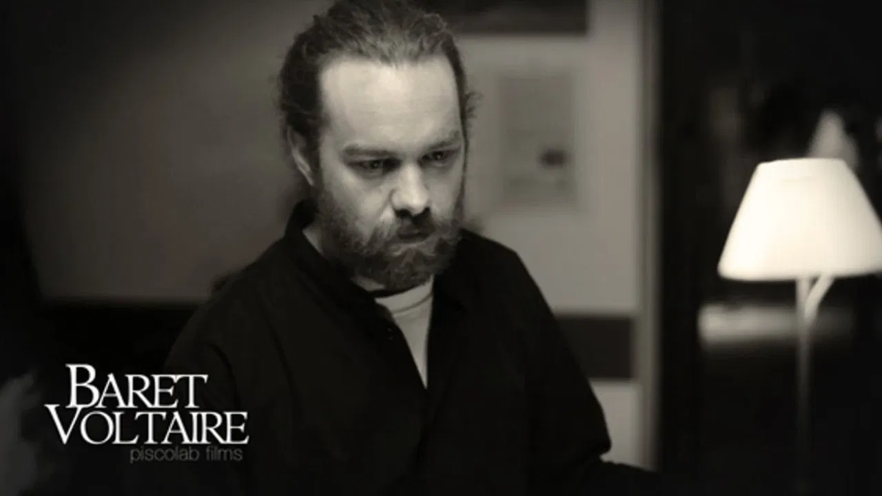 Baret Voltaire backdrop