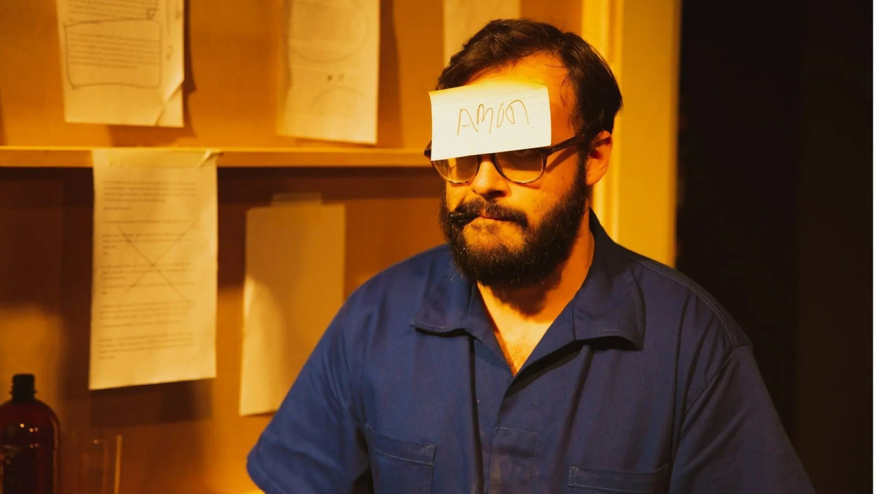 É sempre mais difícil ancorar um navio no espaço backdrop