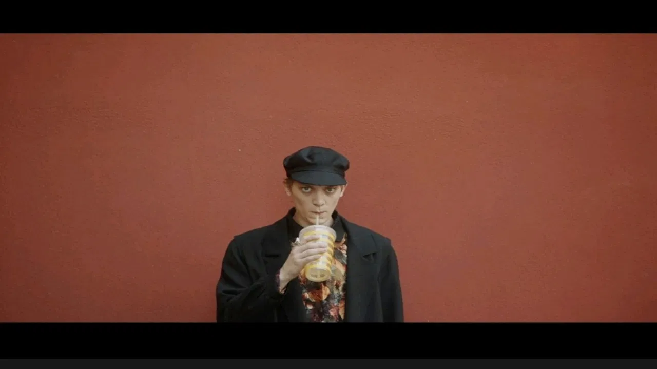 Ho vinto io backdrop