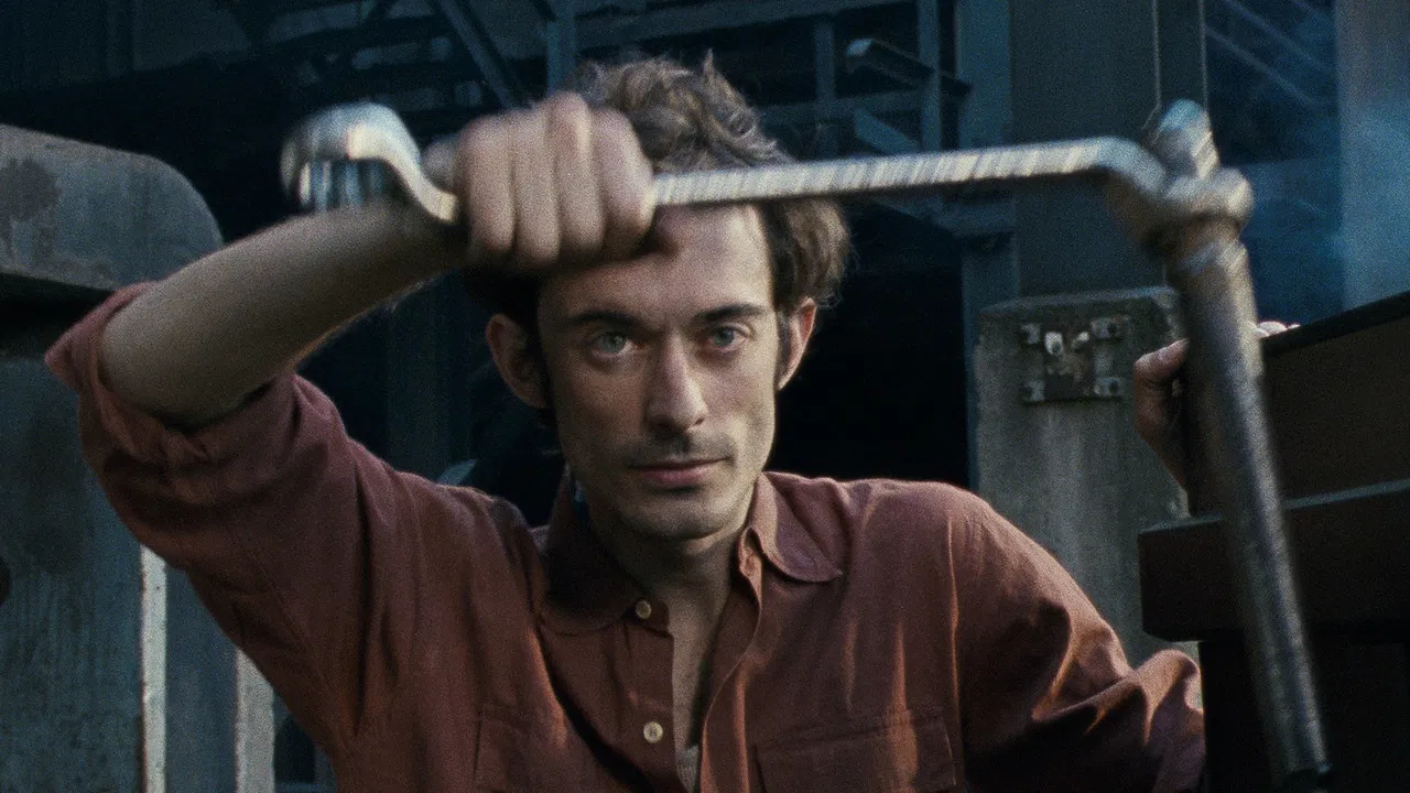 Pipo and Blind Love backdrop