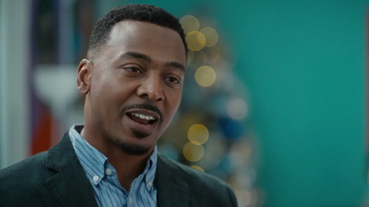 A Very Merry Beauty Salon backdrop