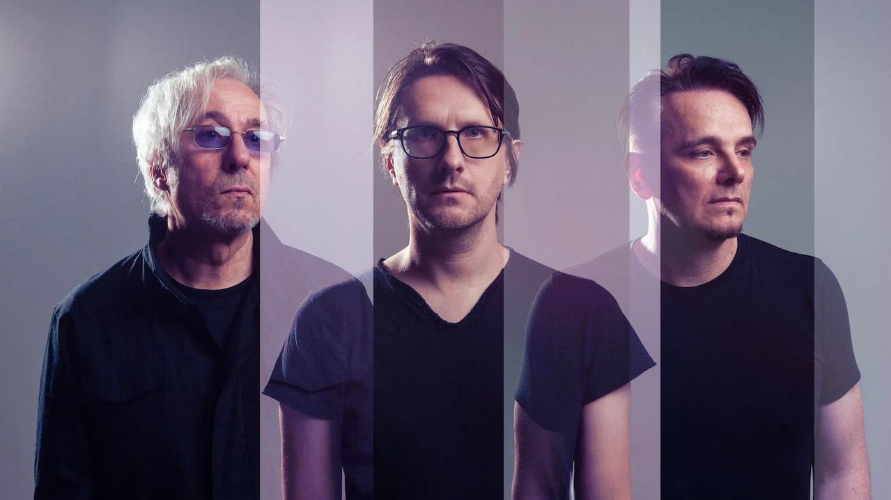 Porcupine Tree: Closure / Continuation backdrop