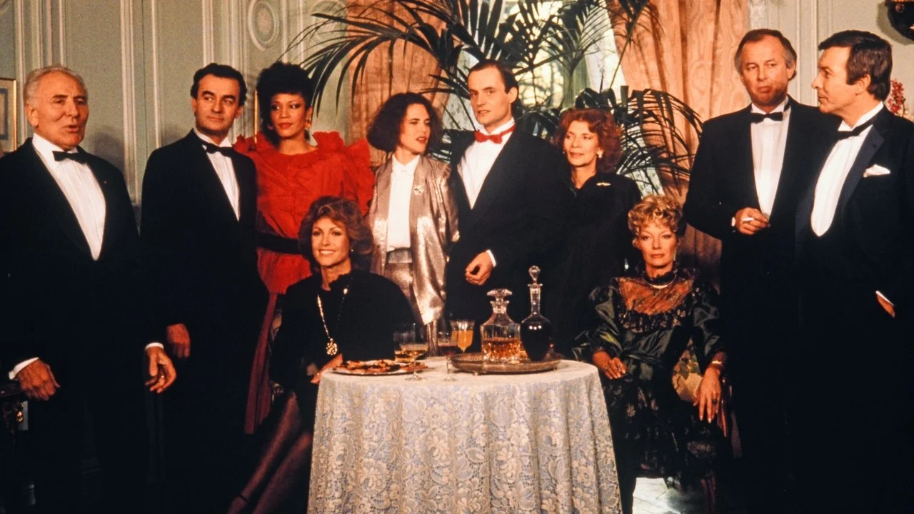 Châteauvallon backdrop