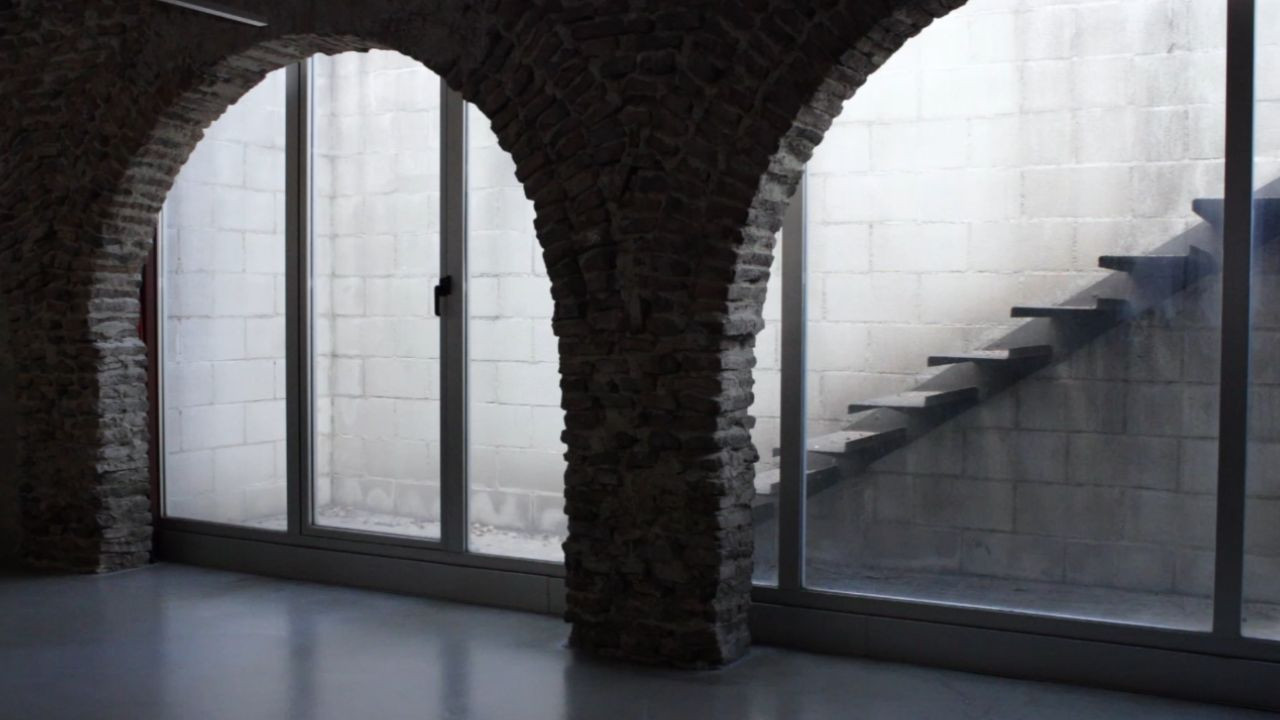 Después del réquiem backdrop