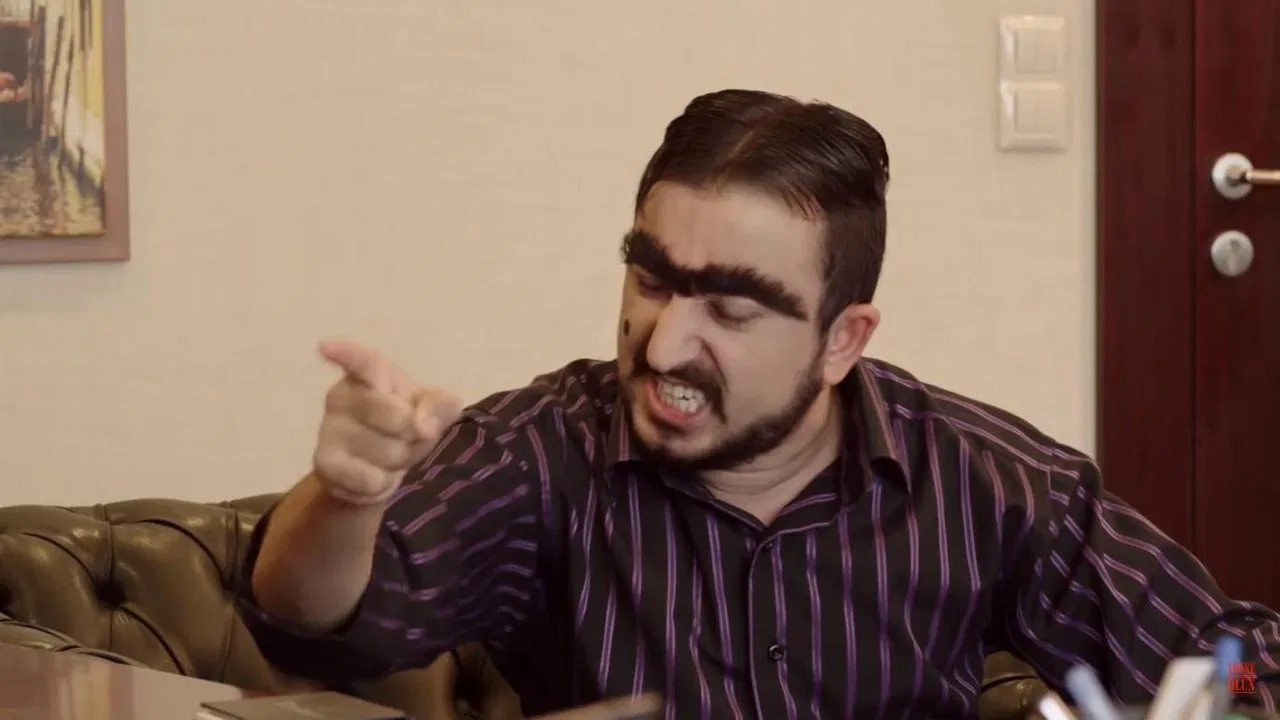 Cumali Ceber 2 backdrop