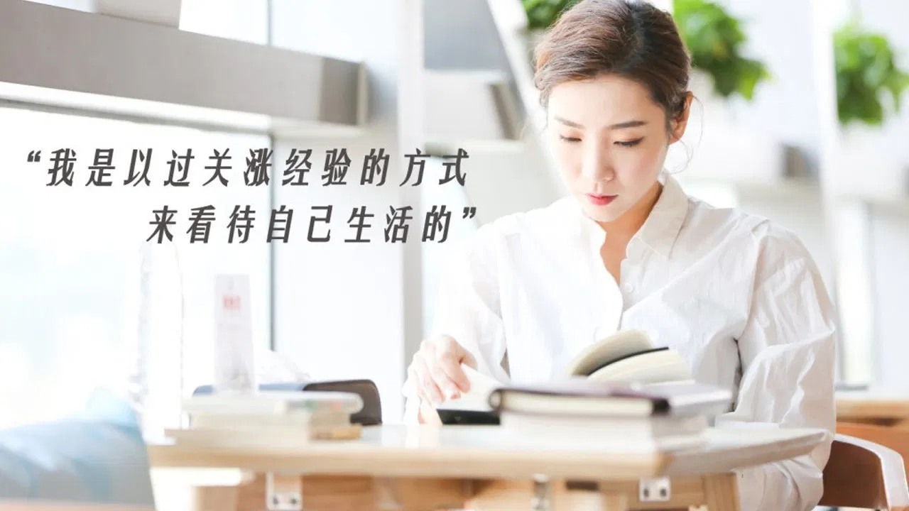 送一百位女孩回家 backdrop