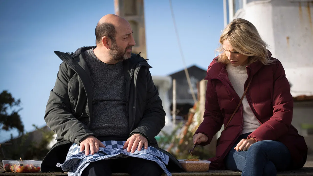 La part du soupçon backdrop