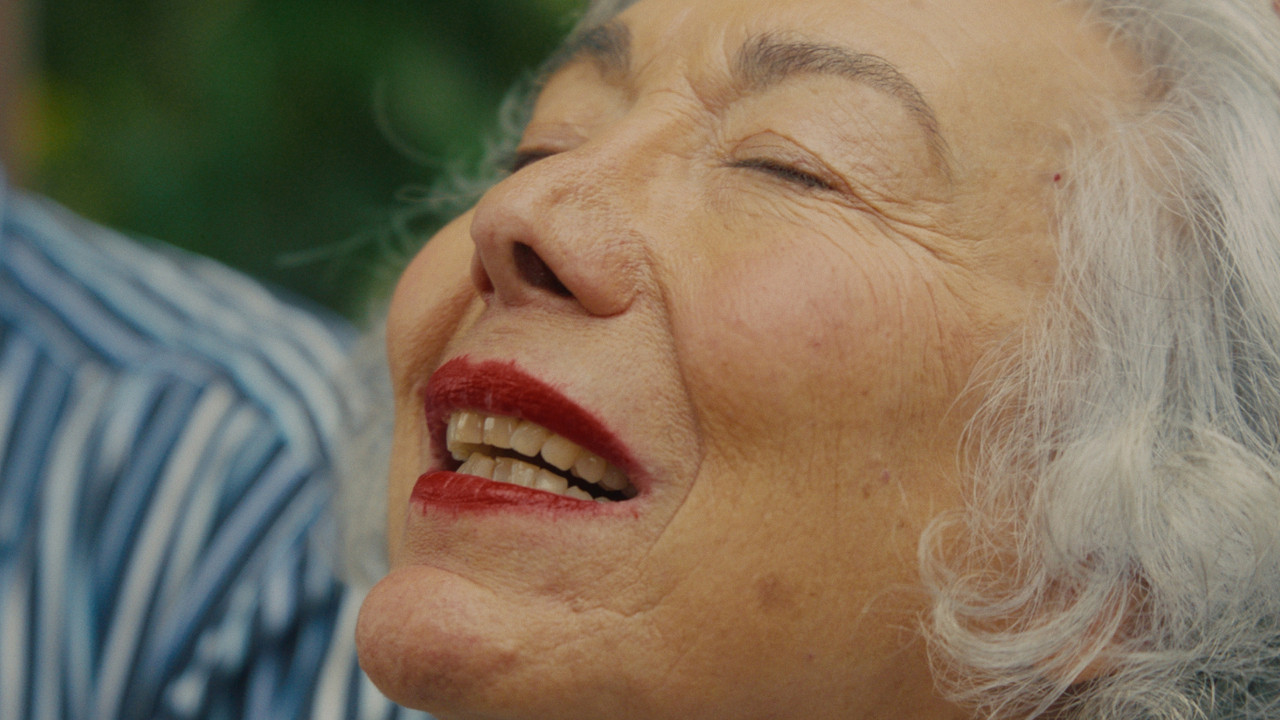 Frío en las manos backdrop