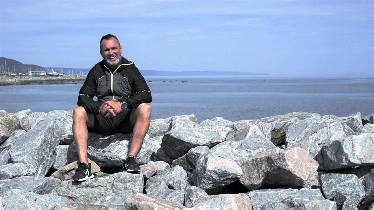 Dave Morissette - Les vrais héros backdrop