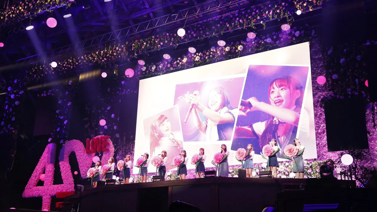 =LOVE 4th Anniversary Premium Concert backdrop
