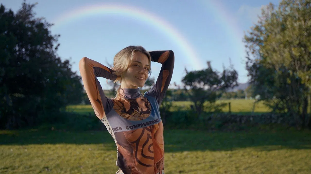 Bad Behaviour backdrop