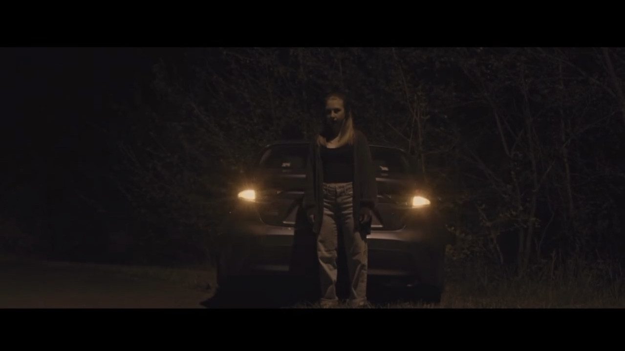 Around the Bend backdrop