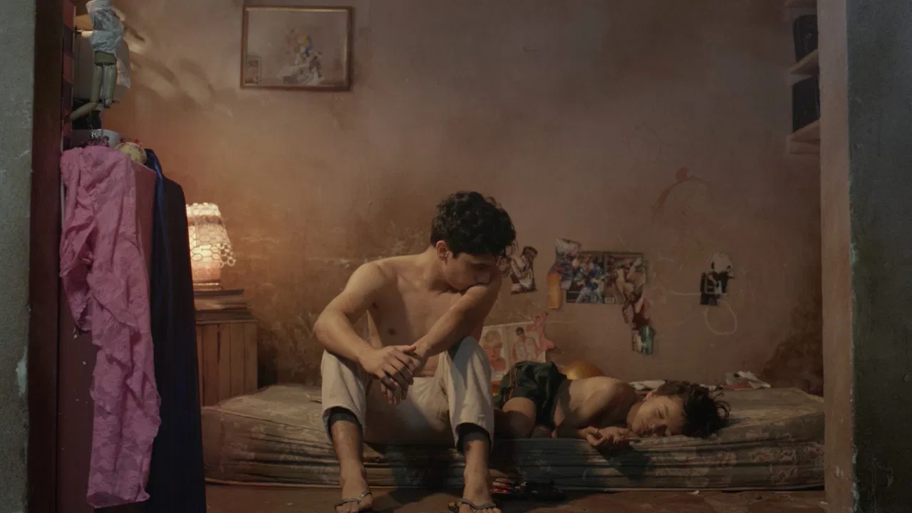 Paradise Hotel backdrop