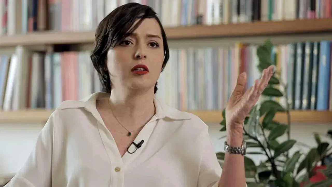 Taraneh: A Documentary backdrop