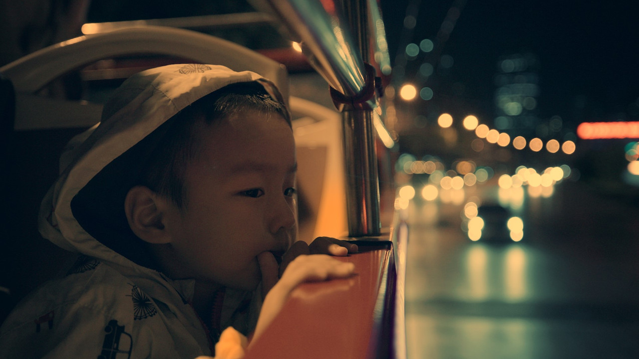 奇妙的蛋生 backdrop