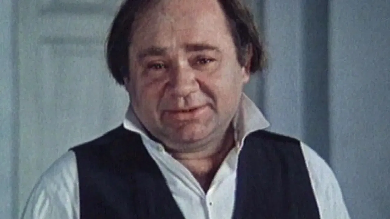 Funny People! backdrop