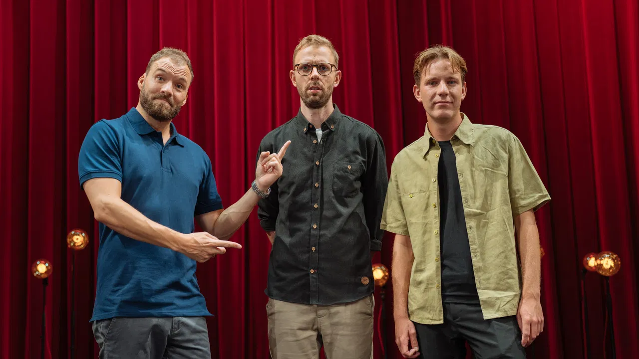 En stor aften med Simon Talbot backdrop