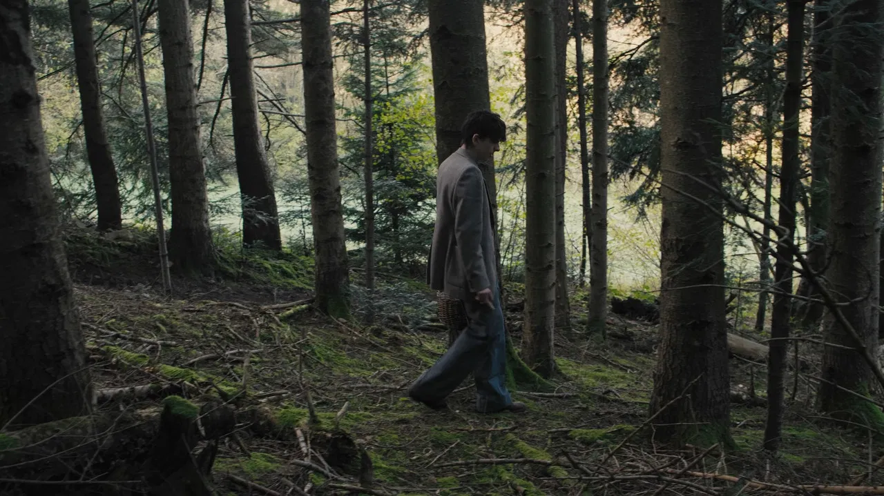 Au Festin des louves backdrop