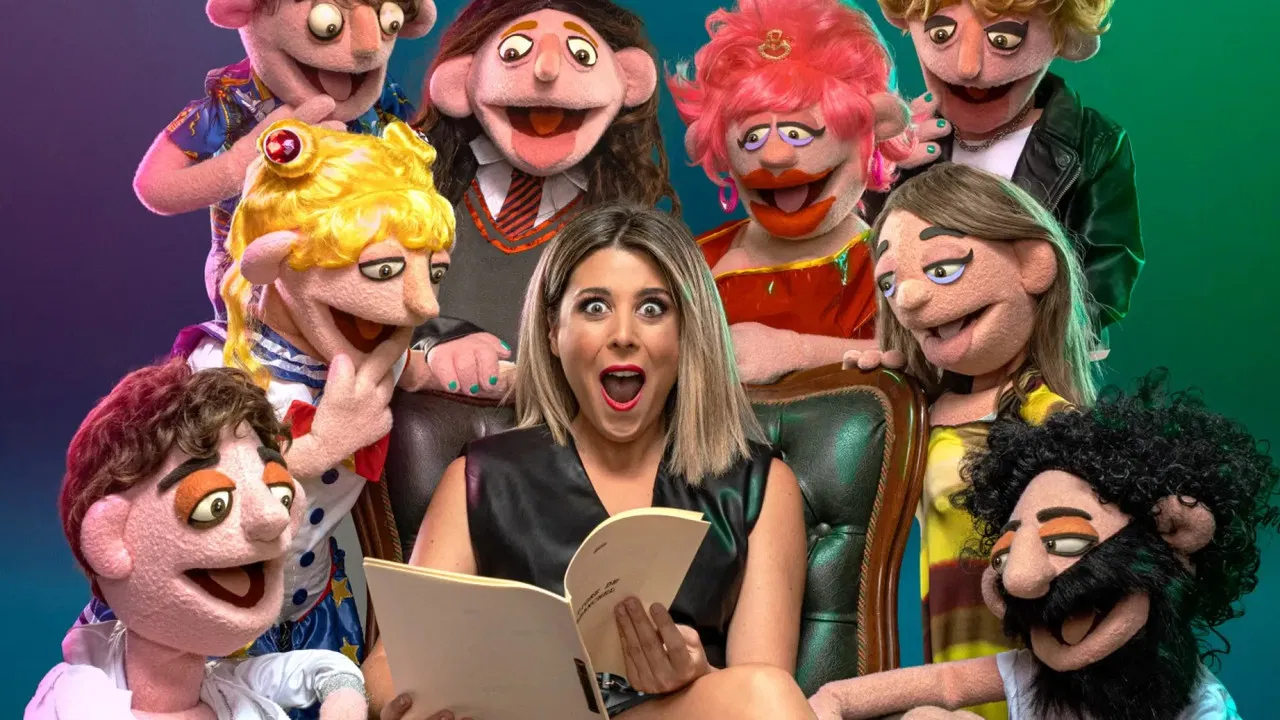 Sexo, famosos y muñecos de trapo backdrop