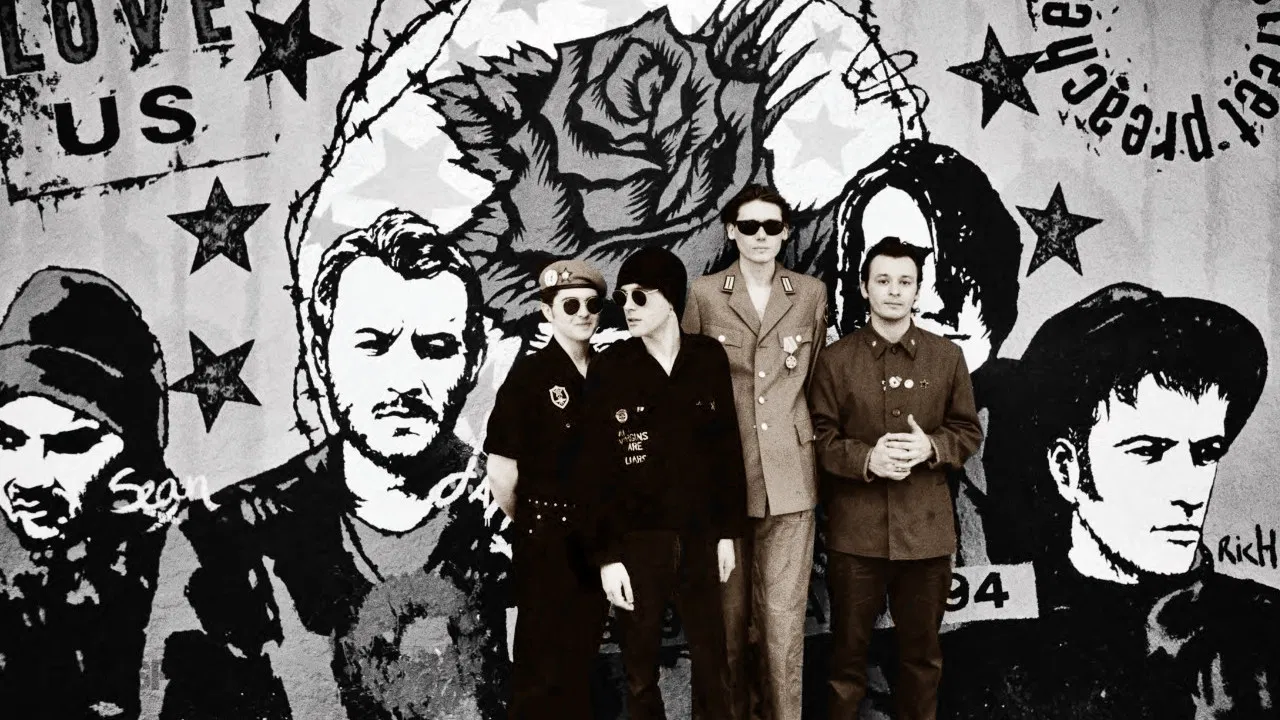 Manic Street Preachers: From There to Here backdrop