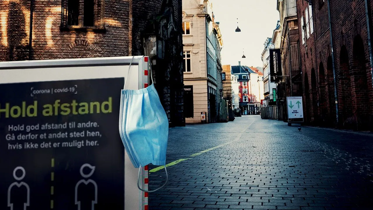 Pludselig Stod Verden Stille backdrop