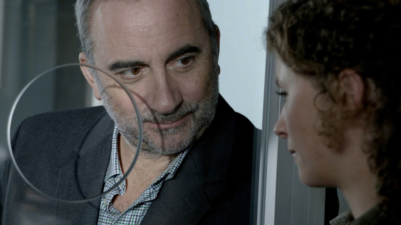 A Man Au Pair backdrop