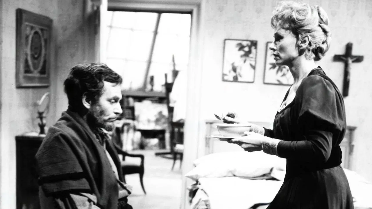 The Moon and Sixpence backdrop