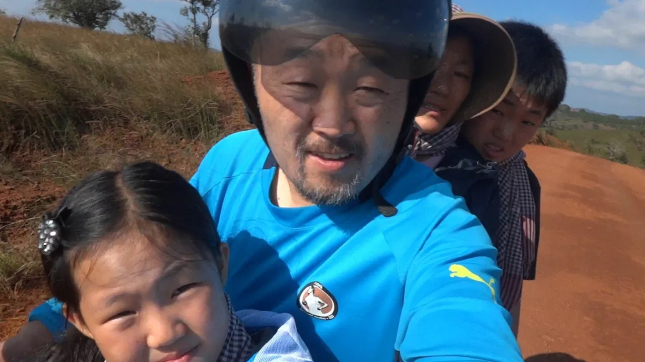 Again the Wind Blows backdrop