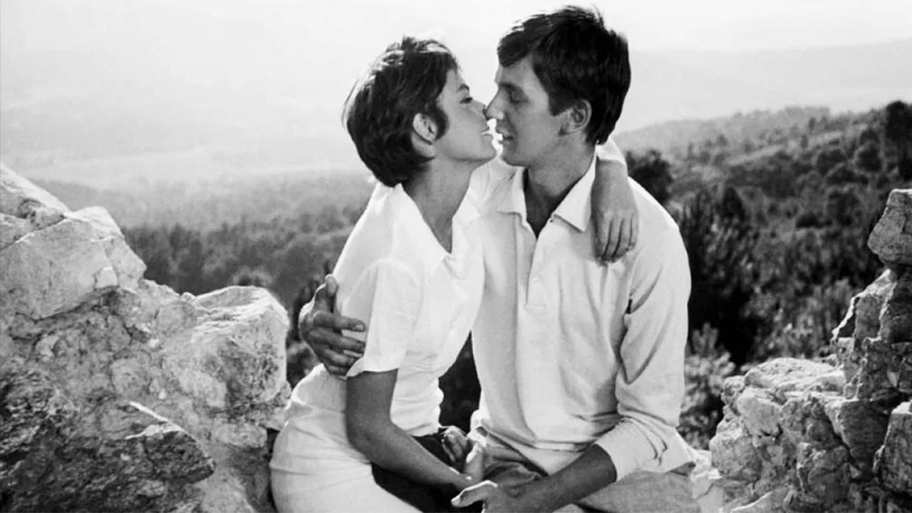 Saint-Tropez Blues backdrop