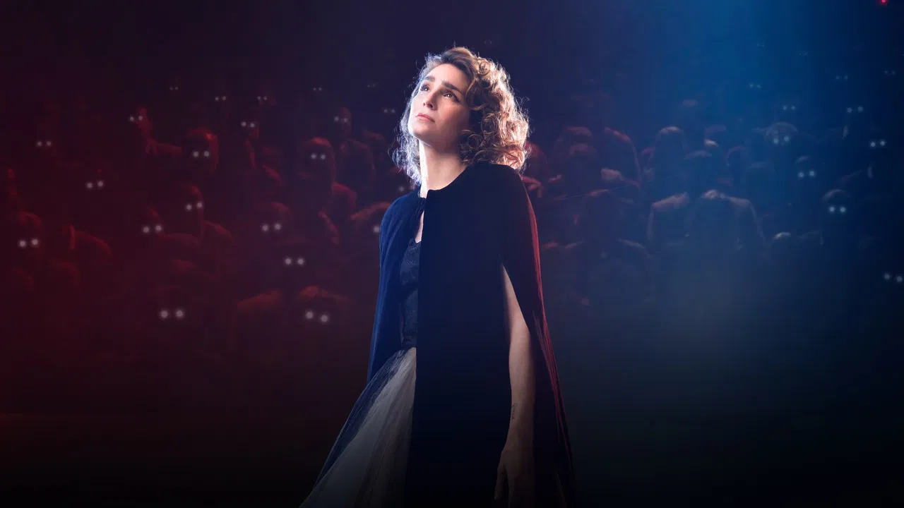 The Queen of Fear backdrop