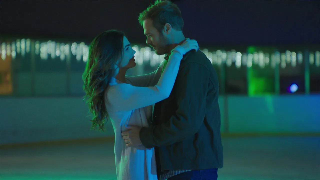 A Kiss on Candy Cane Lane backdrop